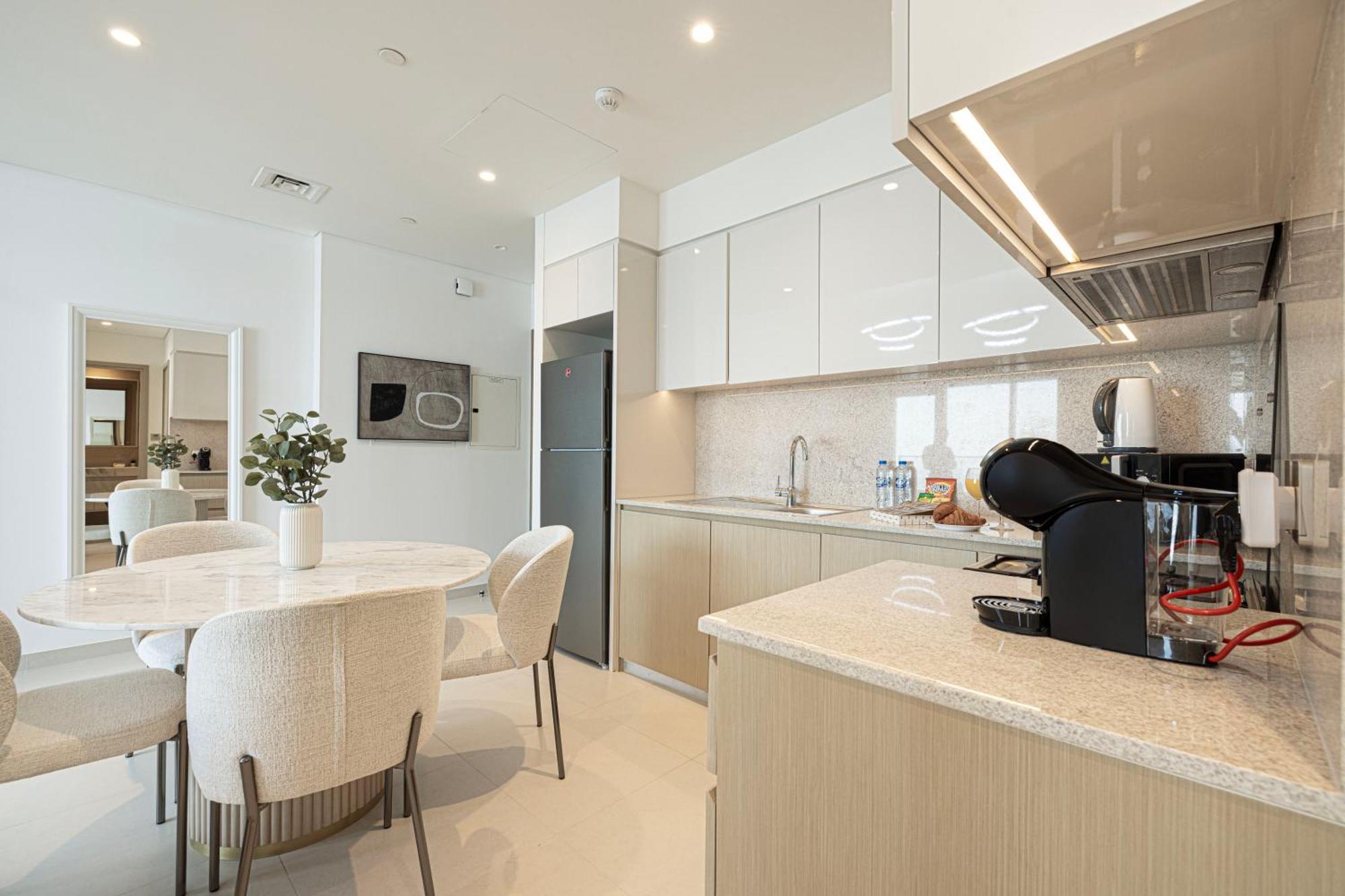 Smartstay At Burj Royale - Unique Downtown Views - Brand New Luxury Dubai