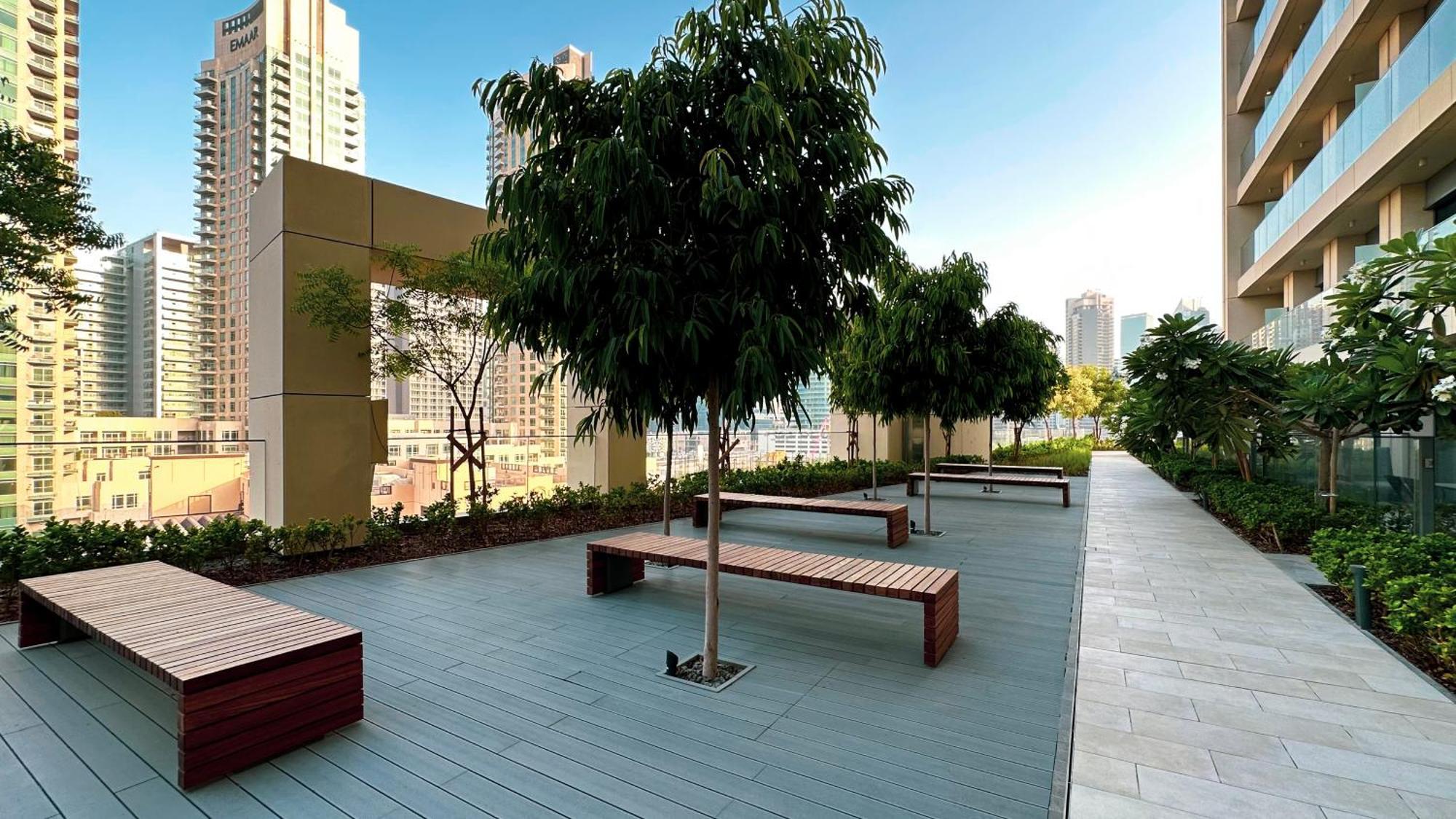 Smartstay At Burj Royale - Unique Downtown Views - Brand New Luxury
