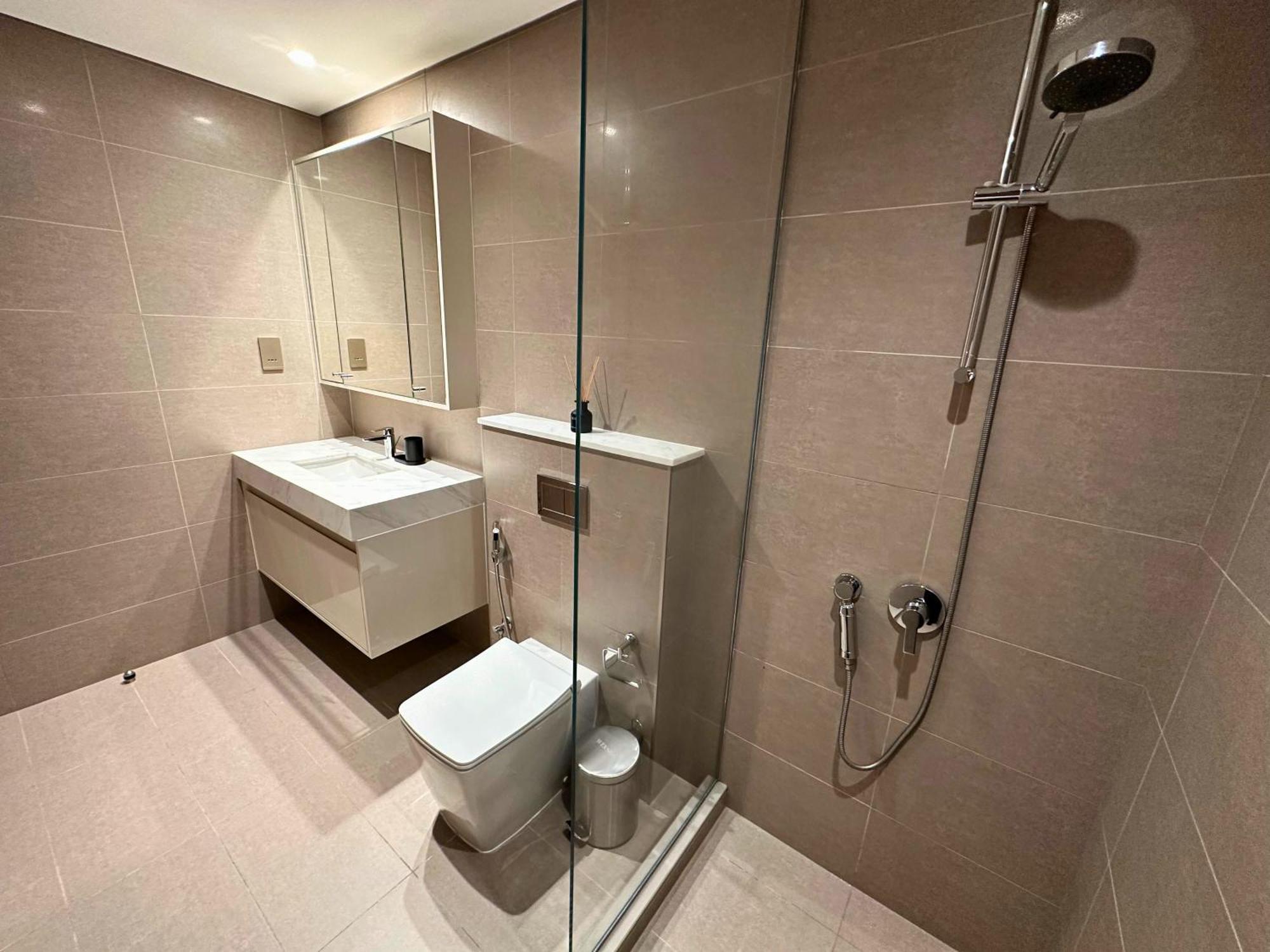 Smartstay At Burj Royale - Unique Downtown Views - Brand New Luxury Apartment Dubai